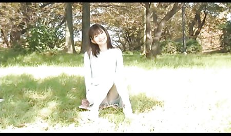 Cum video bokep semi gratis melalui jendela mobil di Toket bintang krystal swift publik