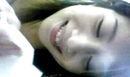 bahagia French bokep semi gratis maid mengambil bi-Bi-si