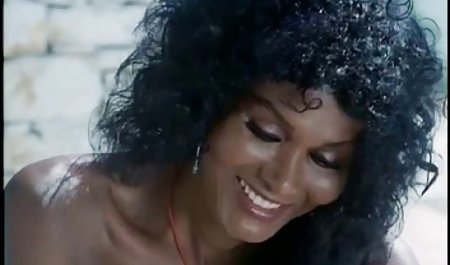 Danica Collins Robekan Pantyhose Di Depan video bokep hot gratis Cermin