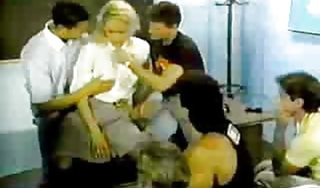 Nenek dan remaja sepong di bokep barat terbaru 3gp luar ruangan