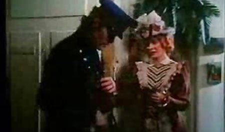 Lesbian gadis menggoda pembantu bokep berkualitas hd