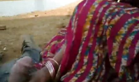 Milf mengajarkan remaja bagaimana untuk fuck Chelsea Gwen dan mengubah indosex gratis diploma