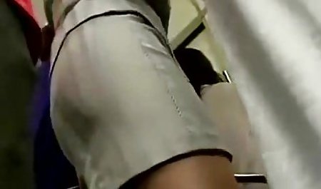 Erotis remaja pelacur membentang vaginanya dengan mainan dan bolep gratis tinjunya