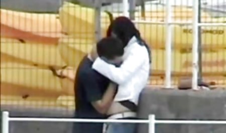 Toket kencang cewek seksi Vanessa Veracruz dan Vicki videobokepgratis chase